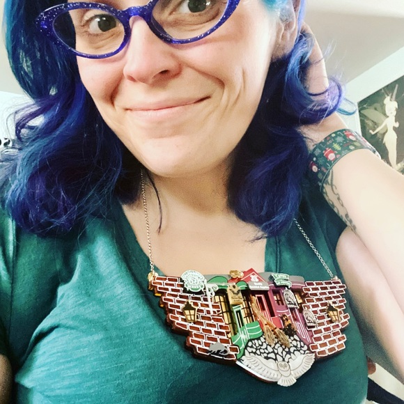 Meet your Posher, Sara - Picture 8 of 11